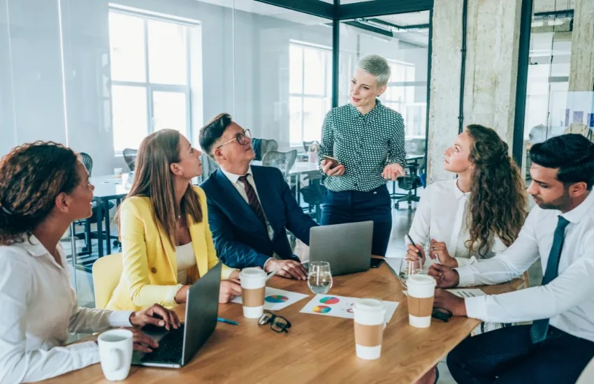 Formation manager